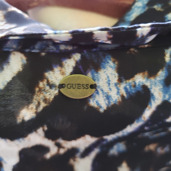 Guess Brown and Blue Leopard Blouse With Pockets Size Small - Picture 6 of 9